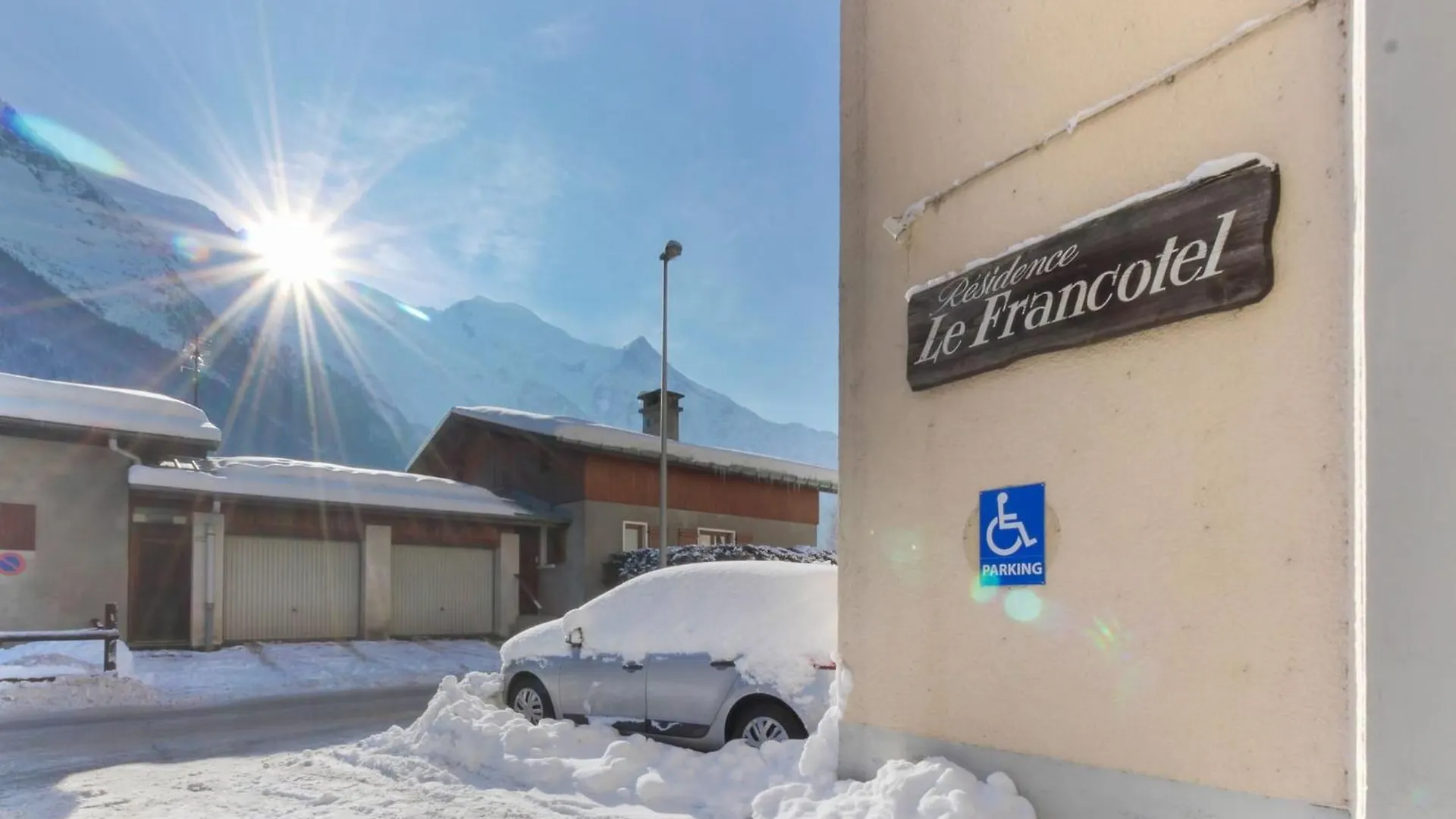Les Pecles Mt Blanc - Chamonix Center Apartment